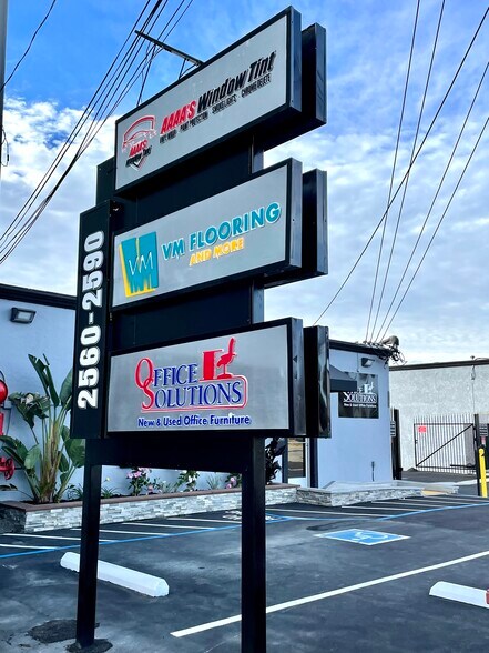 2560-2590 Lafayette St, Santa Clara, CA à louer - Photo du bâtiment - Image 2 de 70