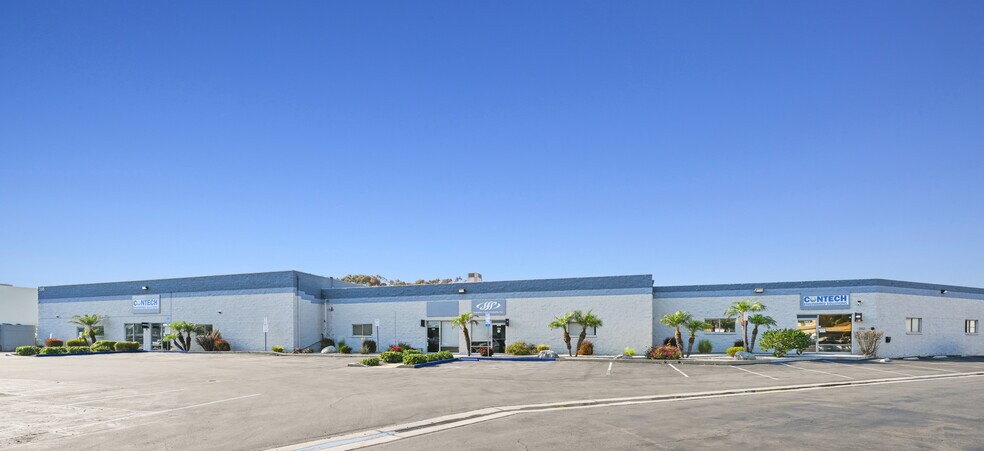 390-398 Via El Centro, Oceanside, CA à louer - Photo du bâtiment - Image 3 de 3