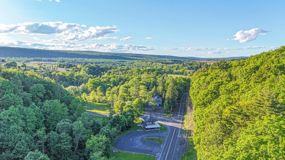 116 Ringtown Blvd, Ringtown, PA for sale - Building Photo - Image 3 of 32