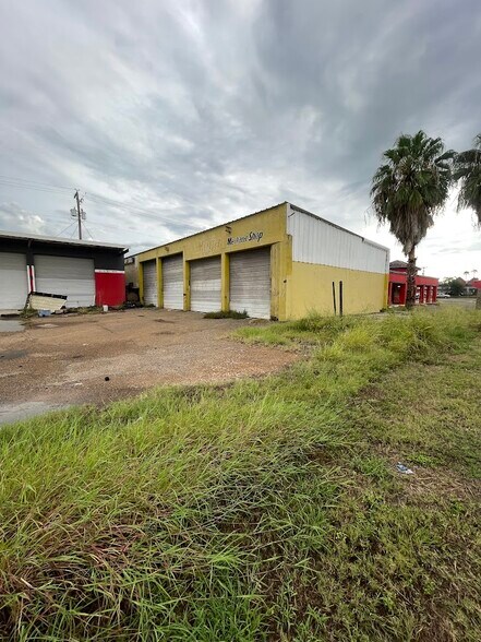 137 S Bentsen Palm Dr, Mission, TX à vendre - Photo du bâtiment - Image 2 de 7