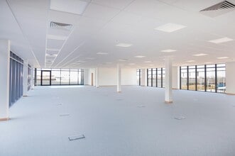 350 The Power House, Dartford for lease Interior Photo- Image 2 of 2
