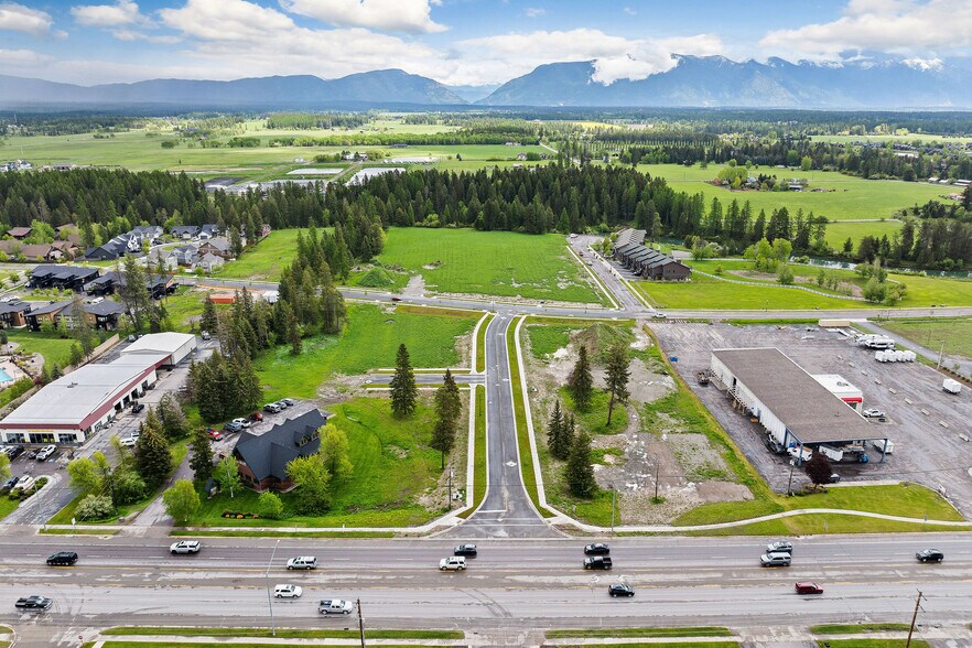 306 Geyser Rd, Whitefish, MT for sale - Building Photo - Image 2 of 13