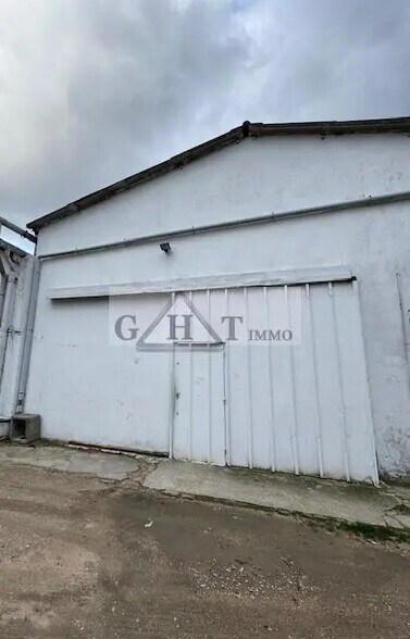 Industriel dans Champigny-sur-Marne à louer - Photo du bâtiment - Image 1 de 2