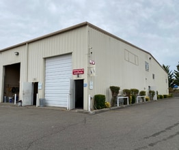 9918 162nd St Ct E, Puyallup, WA for lease Interior Photo- Image 2 of 2