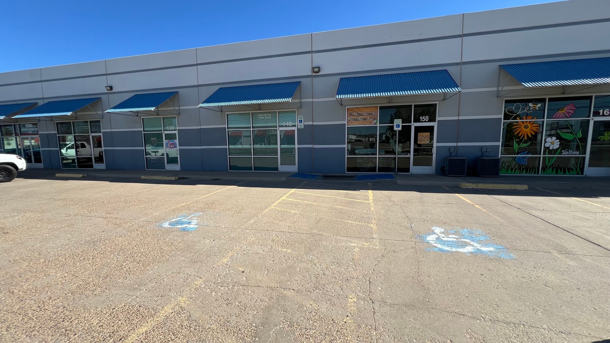 3855 Business Park Dr, Amarillo, TX for lease Interior Photo- Image 1 of 5