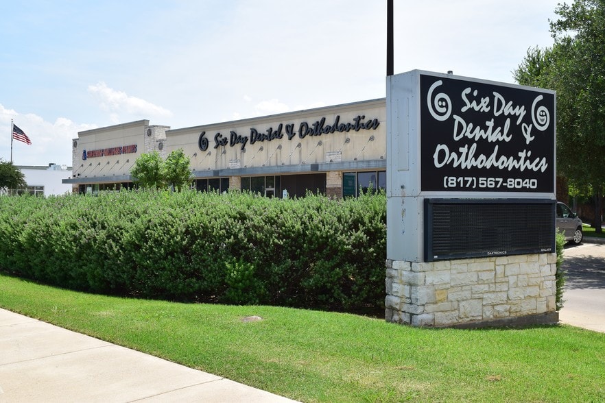 200-204 E State Highway 114, Roanoke, TX for lease - Building Photo - Image 3 of 5