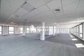 61-63 Avenue Paul Krüger, Villeurbanne for lease Interior Photo- Image 1 of 11