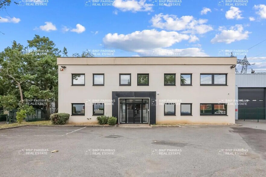 Flex dans Lisses à louer - Photo du bâtiment - Image 3 de 14