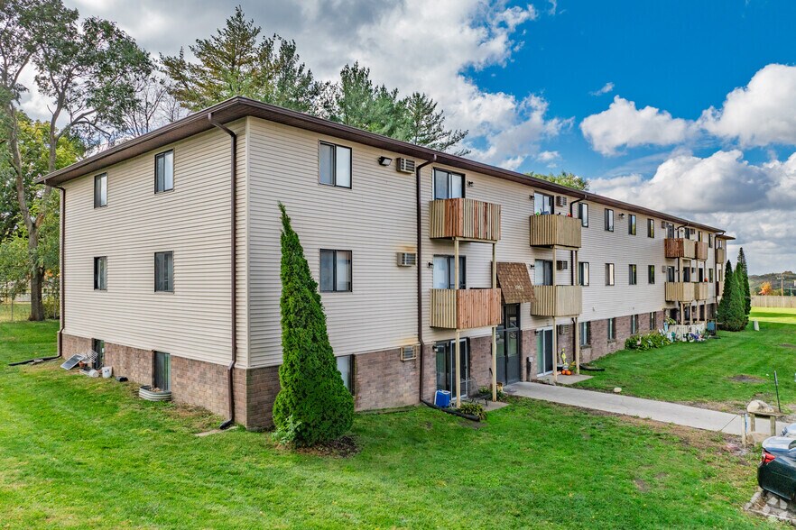4210 Hubbell Ave, Des Moines, IA à vendre - Photo du bâtiment - Image 2 de 5