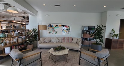 8305 W Sunset Blvd, West Hollywood, CA for lease Interior Photo- Image 2 of 7