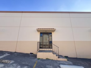 11001-11027 Osgood Dr, San Antonio, TX for lease Building Photo- Image 1 of 7