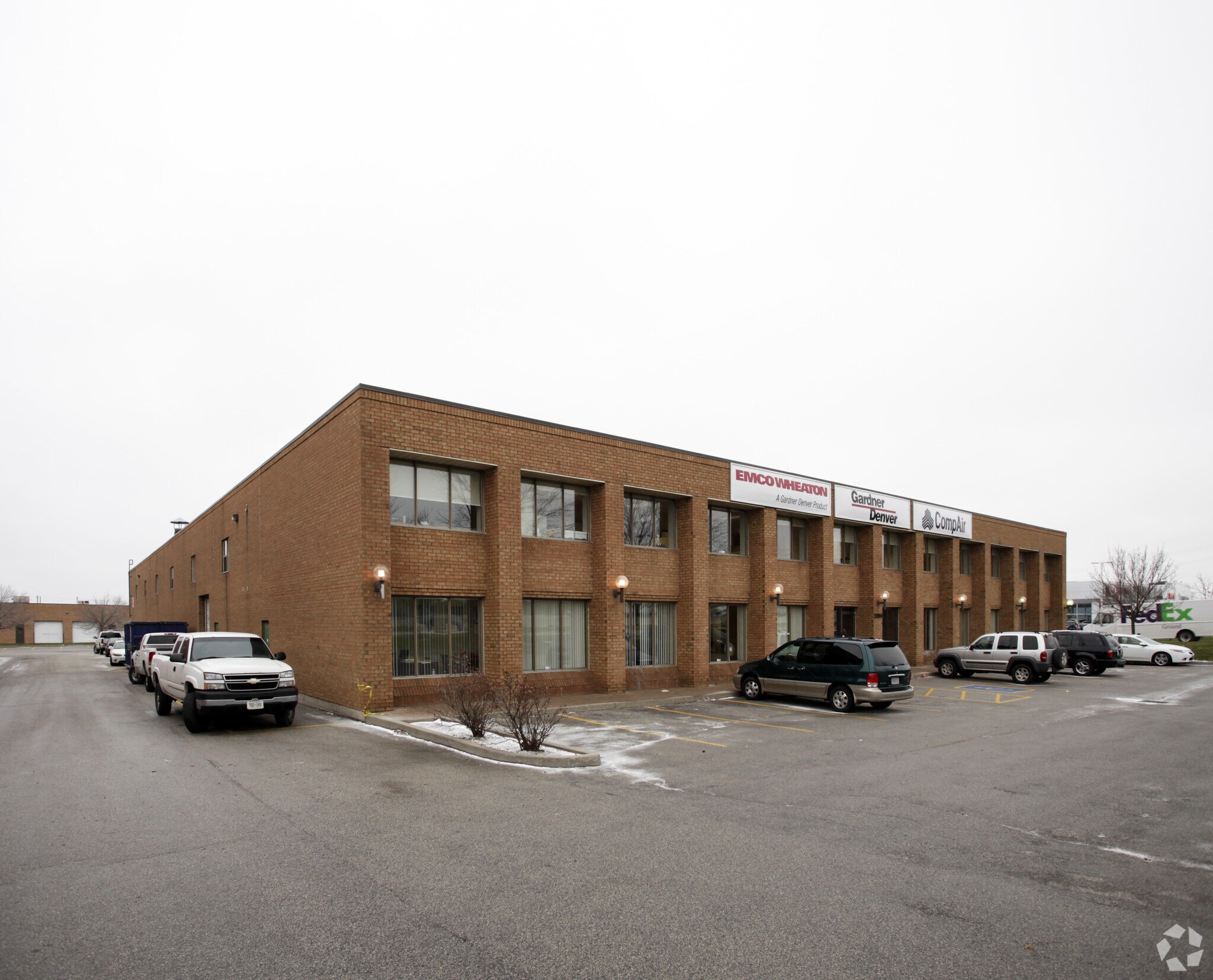 2390 S Service Rd W, Oakville, ON for sale Primary Photo- Image 1 of 1