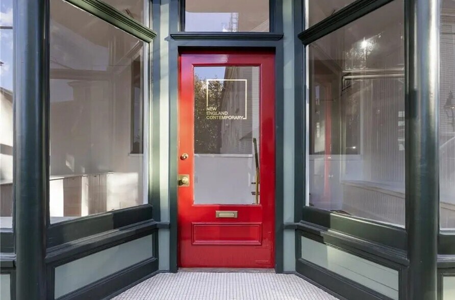 138 Spring St, Newport, RI à vendre - Photo du bâtiment - Image 2 de 16