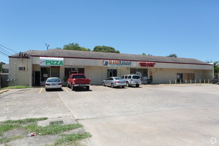 8540 Broadway St, Houston, TX for lease - Primary Photo - Image 1 of 5