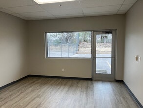 6923 W Loop 1604, San Antonio, TX for lease Interior Photo- Image 2 of 4