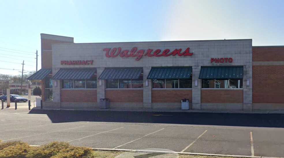 20 W Kings Hwy, Mount Ephraim, NJ à louer - Photo du bâtiment - Image 3 de 9