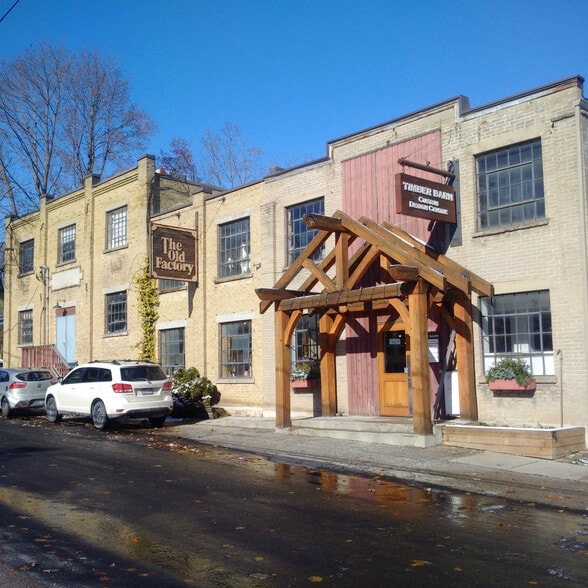 8 Spring St, St Jacobs, ON for sale - Primary Photo - Image 1 of 1