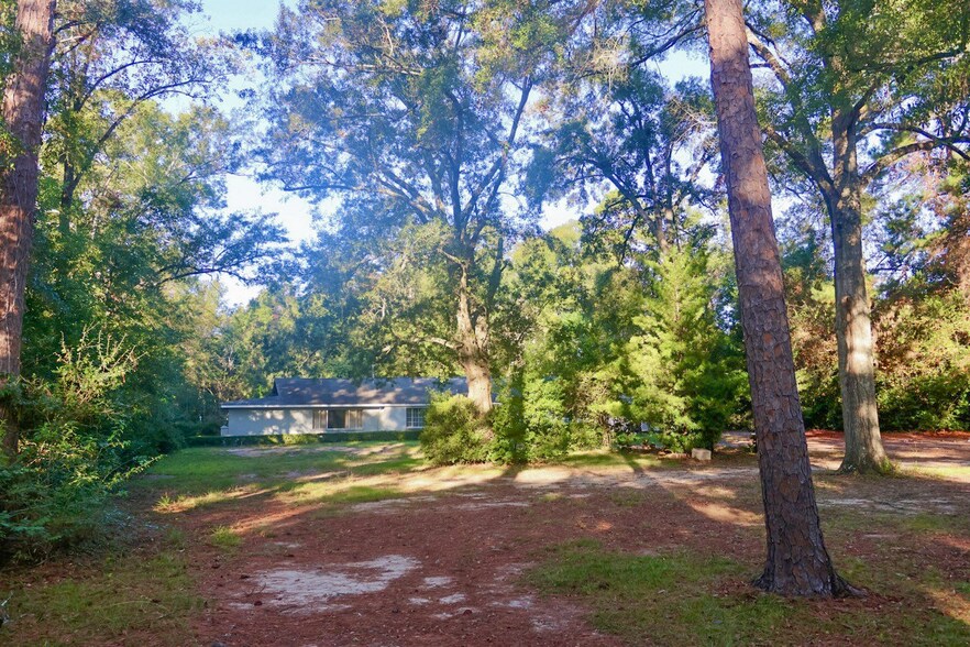 238 Dixie Dr, Tallahassee, FL for sale - Building Photo - Image 2 of 2