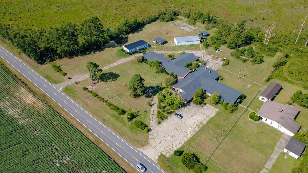 20513 US Highway 301 N, Saint Pauls, NC for sale - Building Photo - Image 3 of 6