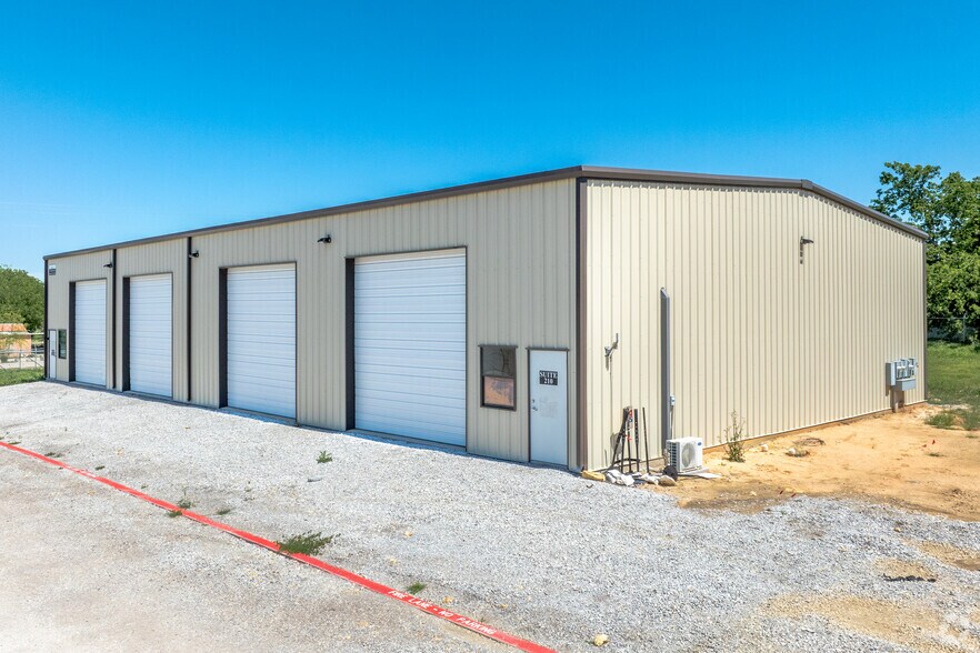 1630 Seaborn Rd, Ponder, TX à vendre - Photo du bâtiment - Image 3 de 15