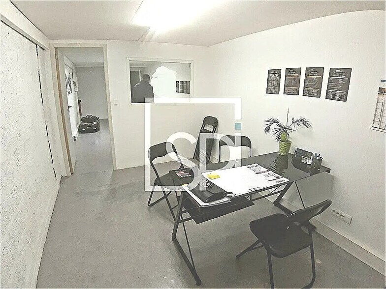 Bureau dans Cournon-d'Auvergne à louer - Photo du bâtiment - Image 2 de 30