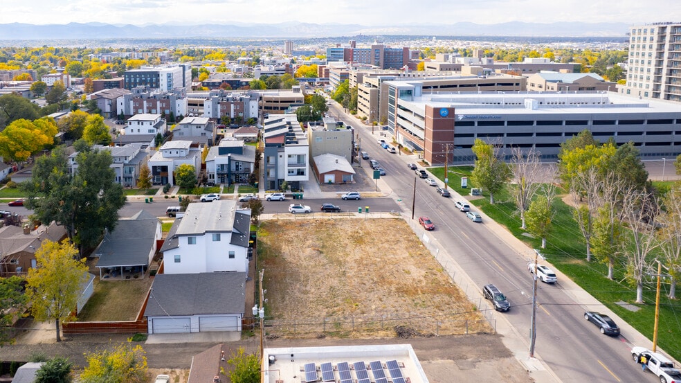 Mixed Use MultiFam/Commercial/Medical portefeuille de 3 propriétés à vendre sur LoopNet.ca - Aérien - Image 1 de 11