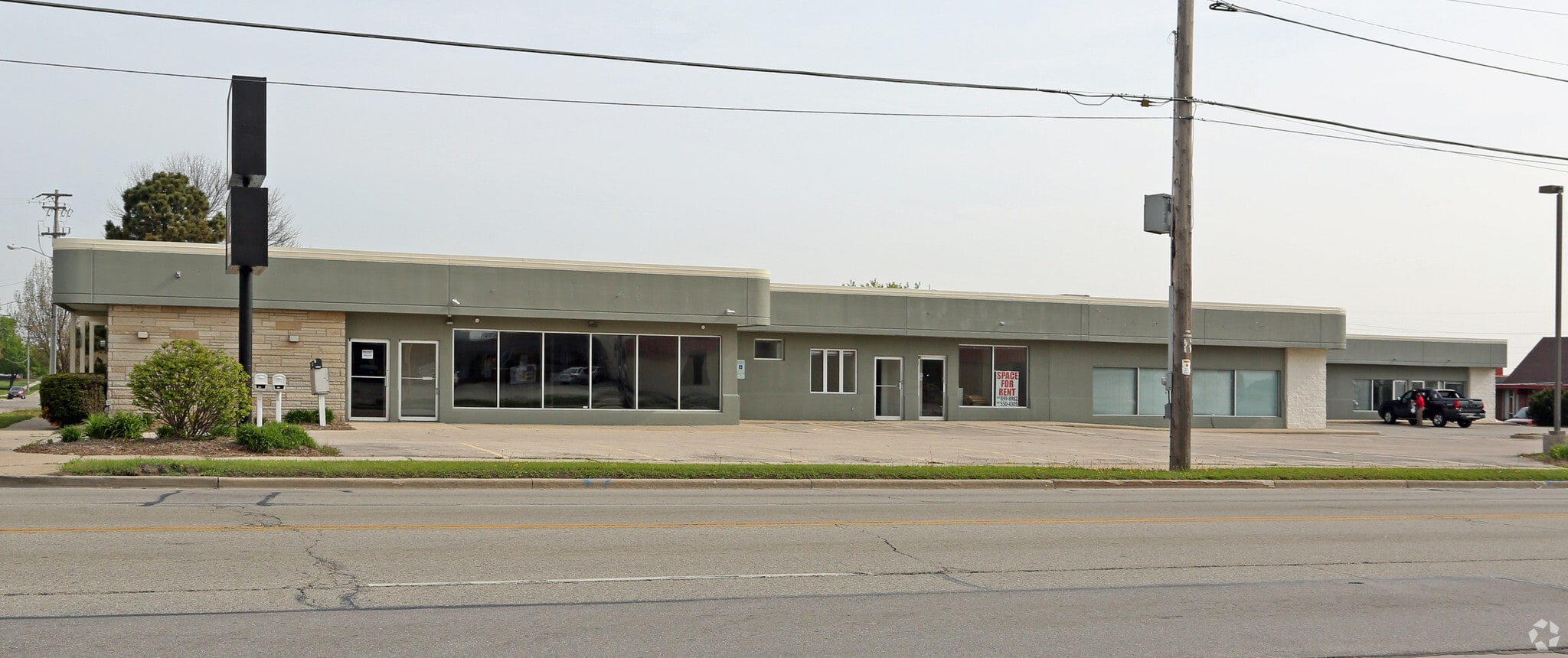 8700 Durand Ave, Sturtevant, WI for lease Primary Photo- Image 1 of 21