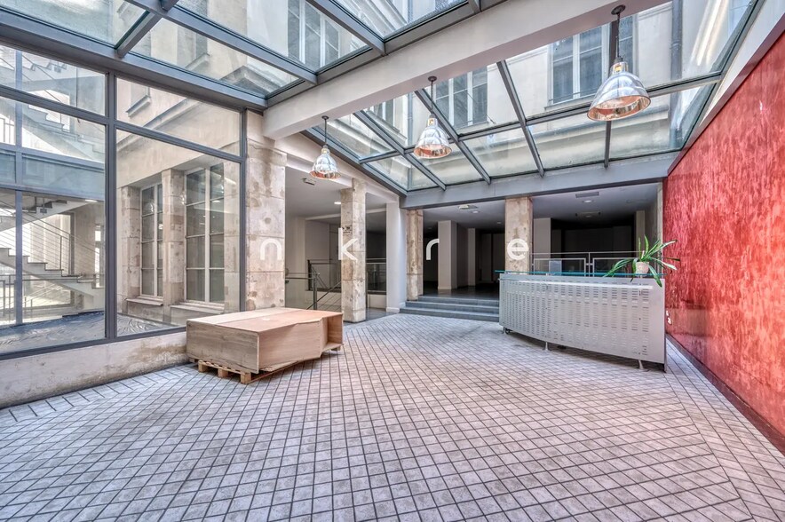 4 Rue De La Pierre Levée, Paris à louer - Hall d’entrée - Image 2 de 2