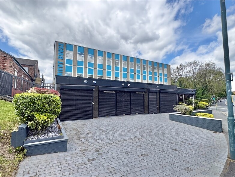 Newton St, Hyde for lease - Building Photo - Image 2 of 11
