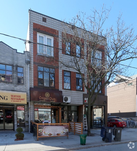 49 Baldwin St, Toronto, ON à vendre - Photo du bâtiment - Image 2 de 2