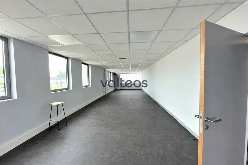 330 Rue De L'Hers, Escalquens for lease - Interior Photo - Image 3 of 5