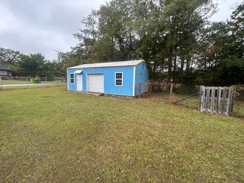 104 Willa Dr, Columbia, SC for lease - Building Photo - Image 3 of 6