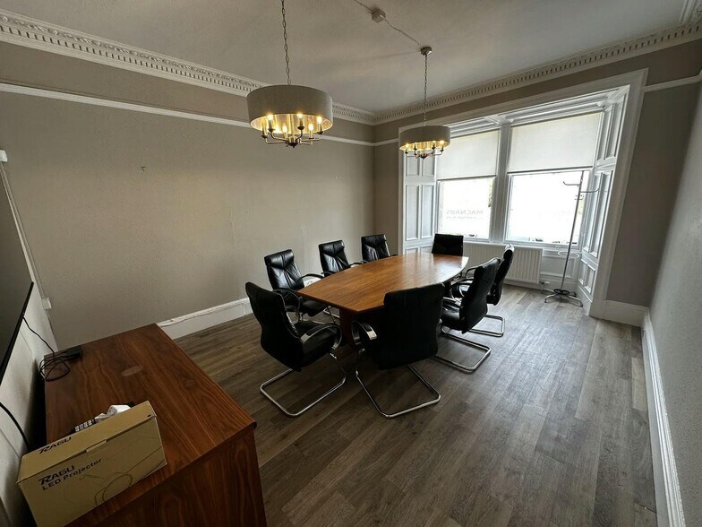 10 Barossa Pl, Perth à vendre - Photo du bâtiment - Image 3 de 15