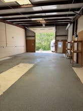 84 Hickory Springs Ind Dr, Canton, GA for lease Interior Photo- Image 2 of 6