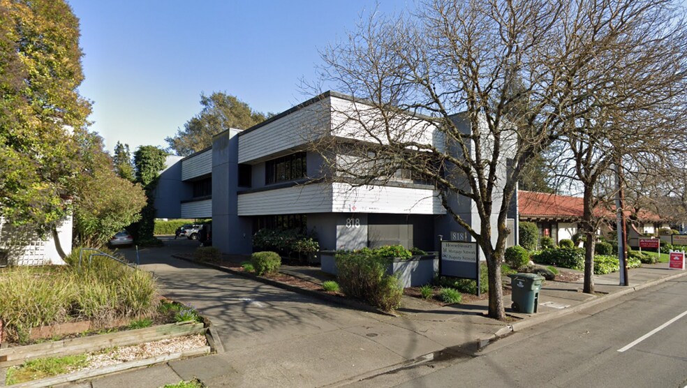 818 Mendocino Ave, Santa Rosa, CA for lease - Building Photo - Image 1 of 5