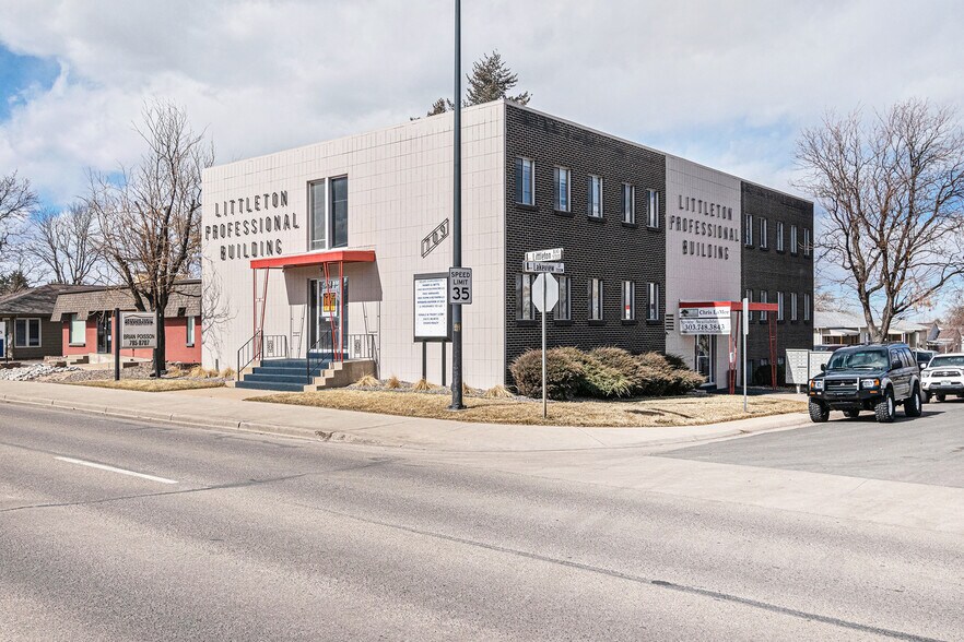 709 W Littleton Blvd, Littleton, CO à louer - Photo du bâtiment - Image 2 de 5