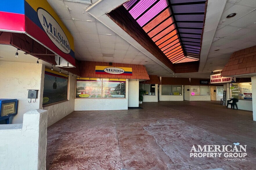 3650 Webber St, Sarasota, FL for lease - Building Photo - Image 2 of 10