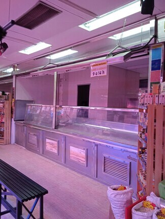 Plus de détails pour Calle Río Guadalquivir, 4, Parla - Commerce de détail à vendre