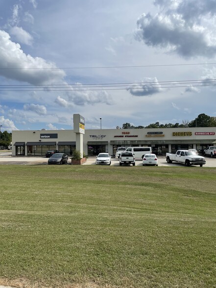 1323 W Government St, Brandon, MS for sale - Building Photo - Image 1 of 1