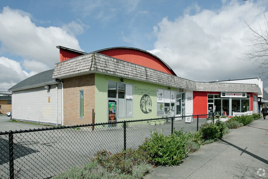 5723 176 St, Surrey, BC à louer - Photo du bâtiment - Image 3 de 3