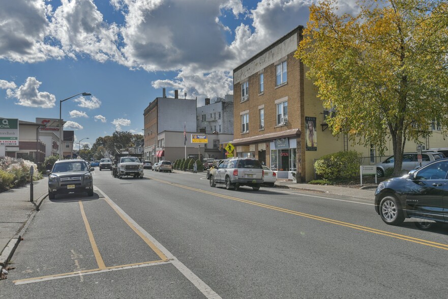 366-370 Broad St, Bloomfield, NJ for sale - Building Photo - Image 1 of 1