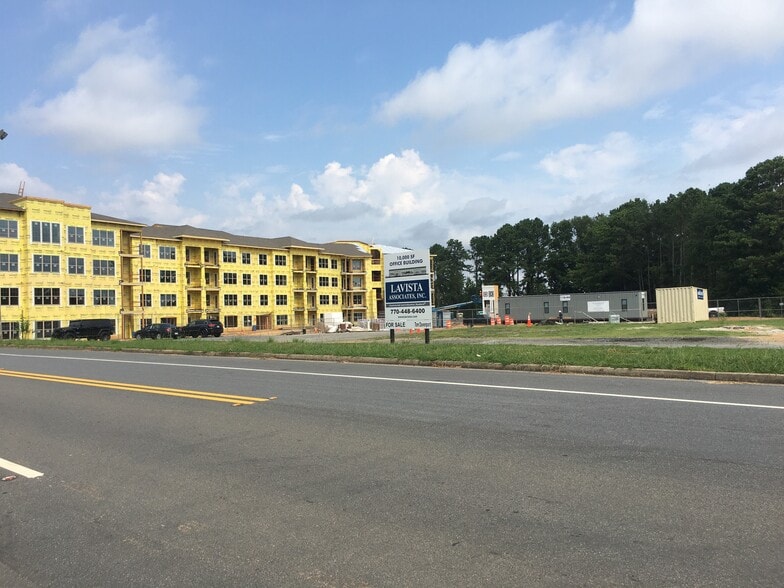 1620 N Roberts Rd, Kennesaw, GA à vendre - Photo du bâtiment - Image 2 de 3