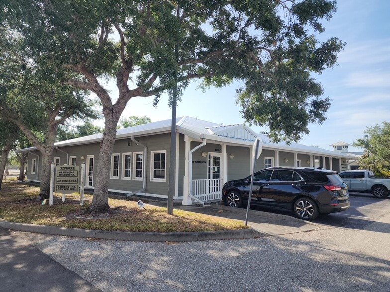 17801 Murdock Cir, Port Charlotte, FL for sale - Building Photo - Image 2 of 15