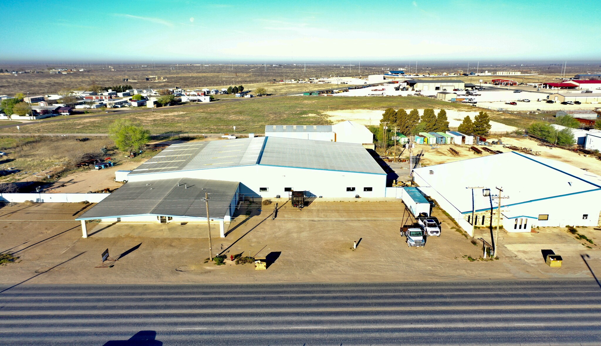 409 NW Mustang Dr, Andrews, TX for sale Primary Photo- Image 1 of 66