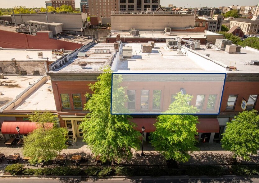 15 W Washington St, Greenville, SC à louer - Photo du bâtiment - Image 2 de 19