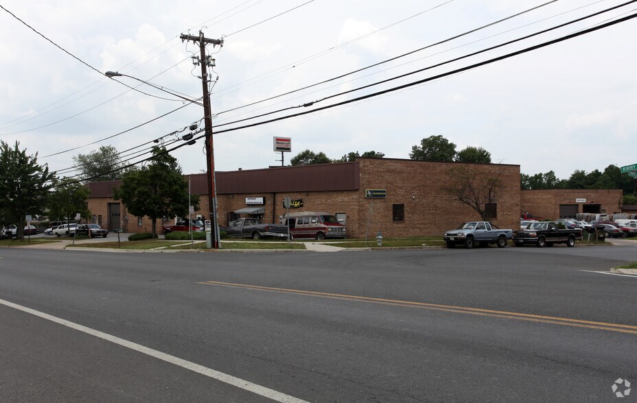 5808-5812 Kirby Rd, Clinton, MD for lease - Primary Photo - Image 1 of 12