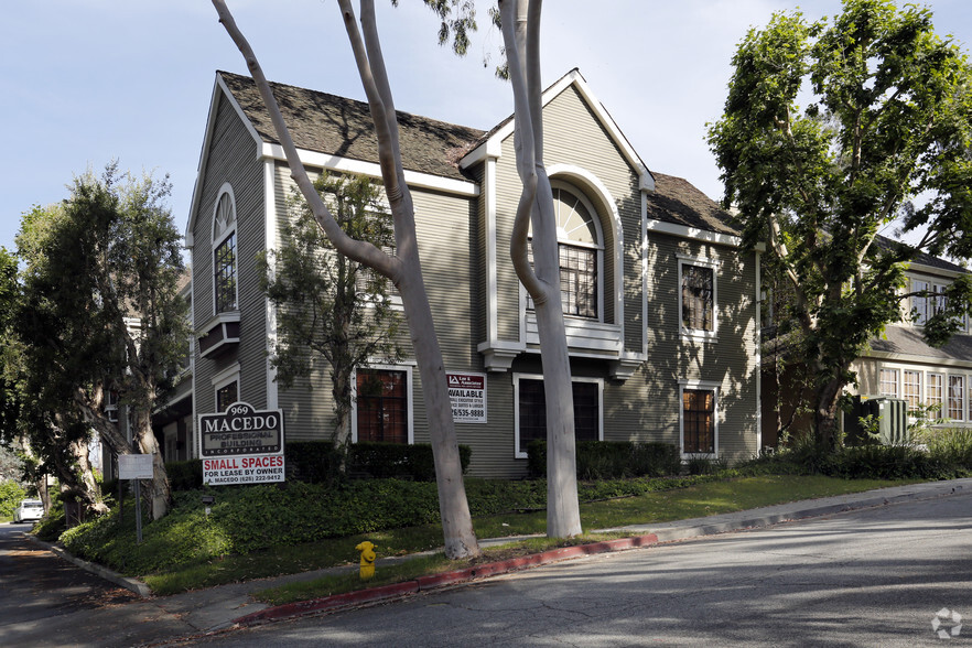 969 S Village Oaks Dr, Covina, CA for sale - Primary Photo - Image 1 of 1