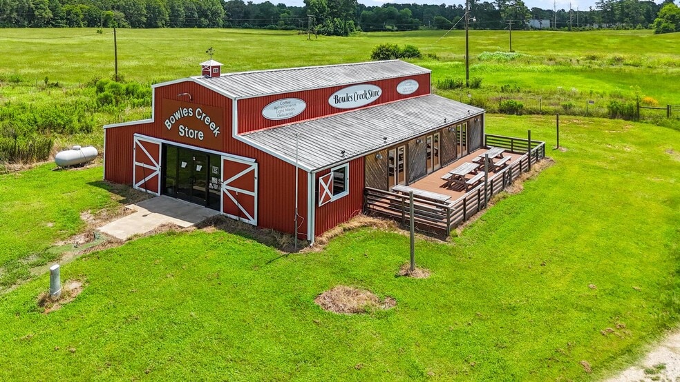 11074 State Highway 64 W, Overton, TX à vendre - Photo du bâtiment - Image 3 de 21