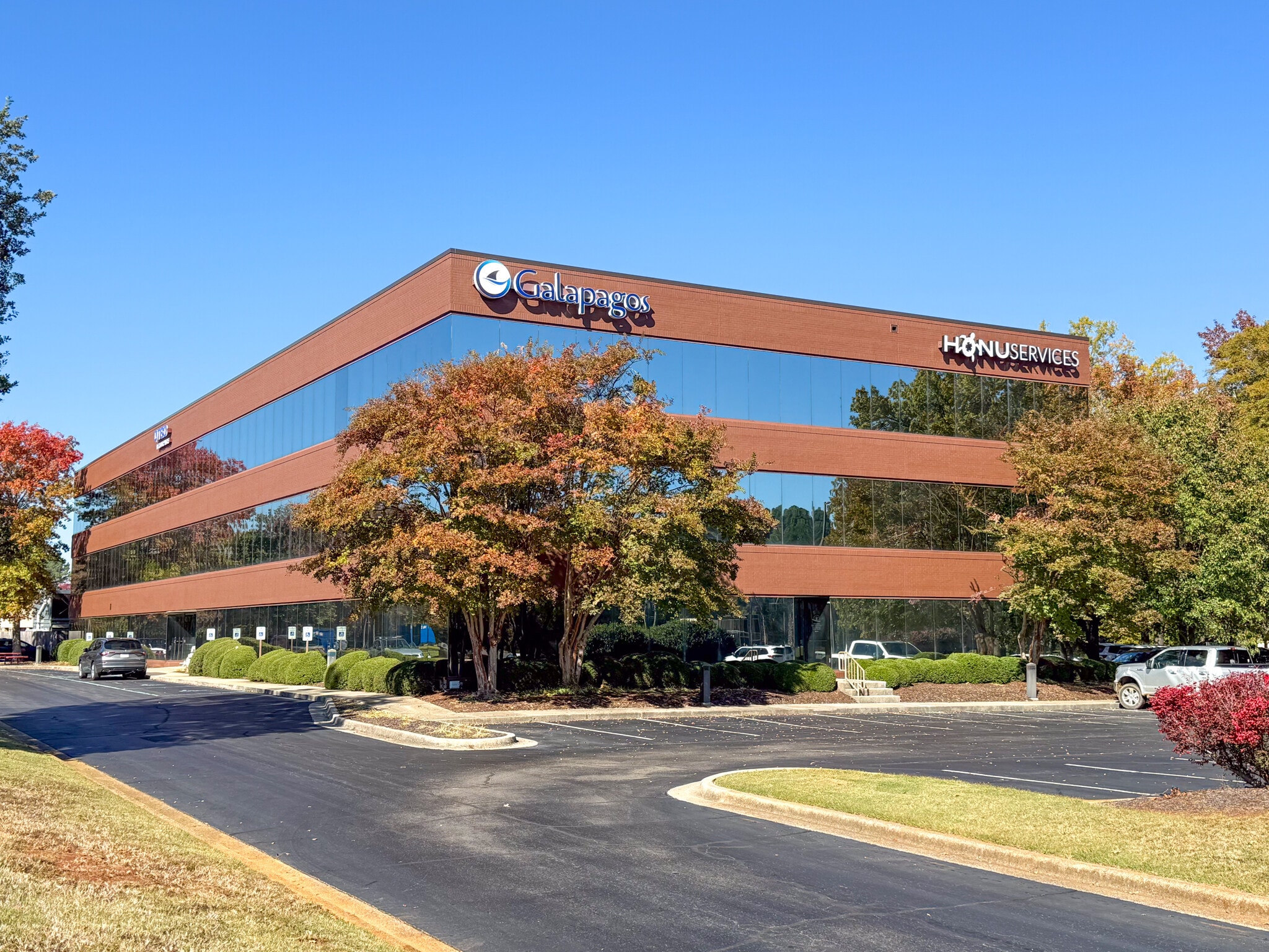 4955 Corporate Dr NW, Huntsville, AL for lease Building Photo- Image 1 of 4
