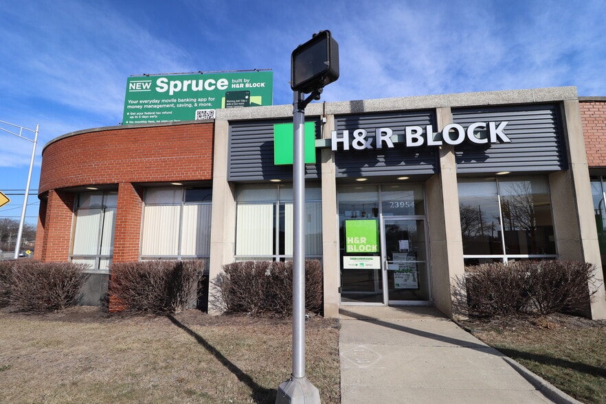 23946-23948 Michigan Ave, Dearborn, MI for sale - Building Photo - Image 3 of 12